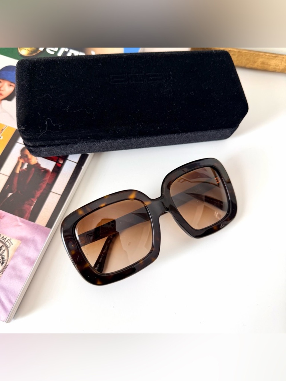 Vintage Dolce & Gabbana Havana Oversized Square Sunglasses - Picture 8 of 9